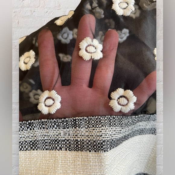 Sachin & Babi Noir Black Silk Embroidered Floral Midi Skirt Women Size 4 A-line - Picture 5 of 10